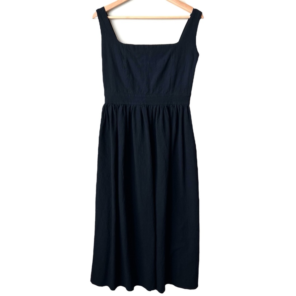 NWOT. Women’s Black Sleeveless Dress. Elastic Backing. Size Large.